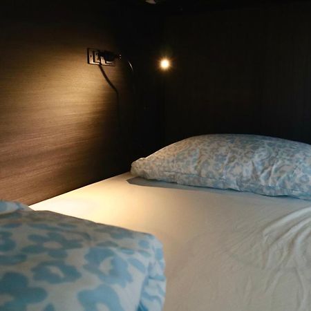 Ritz For Backpackers Hostel Мелбърн Екстериор снимка