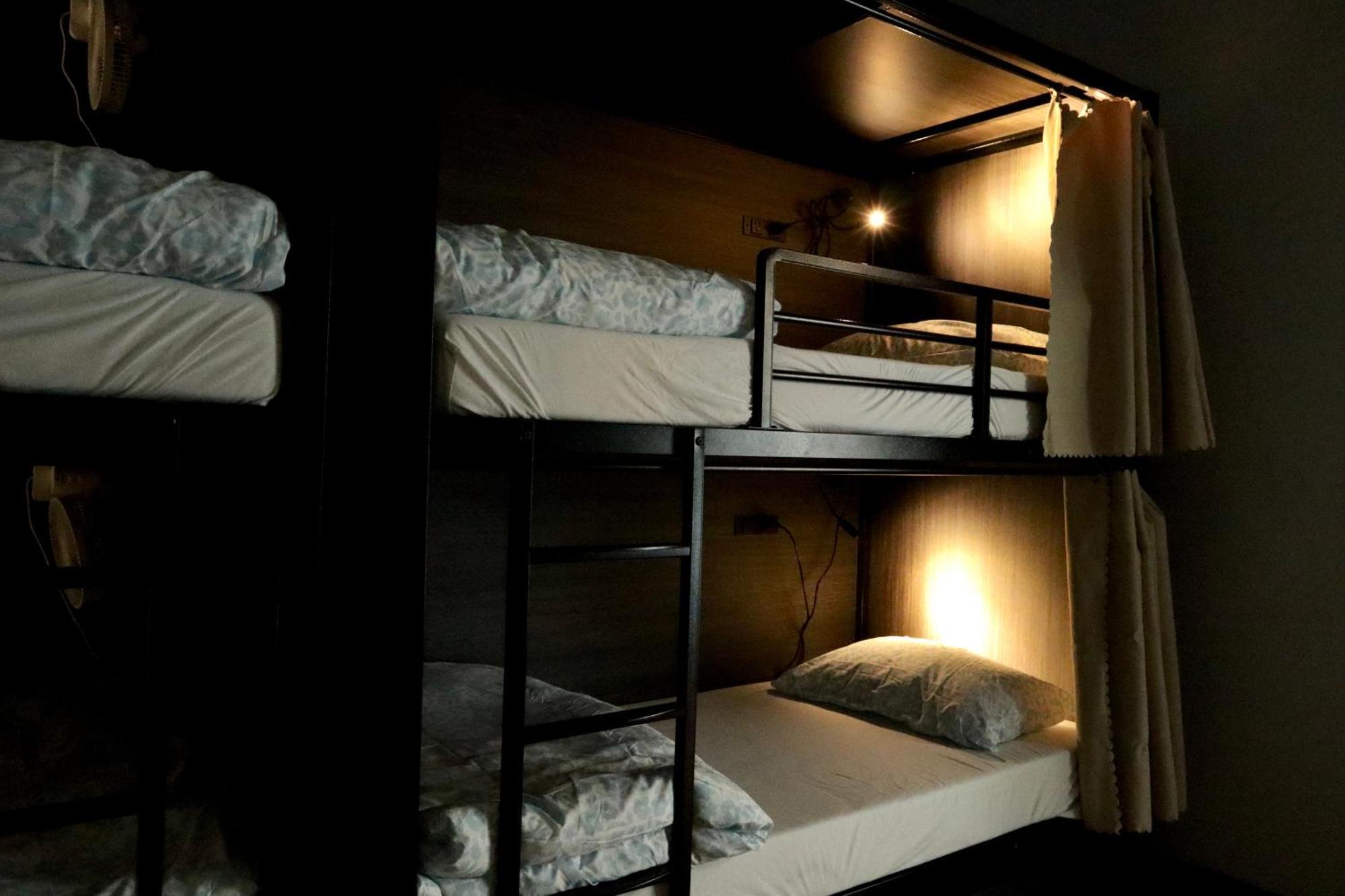 Ritz For Backpackers Hostel Мелбърн Екстериор снимка