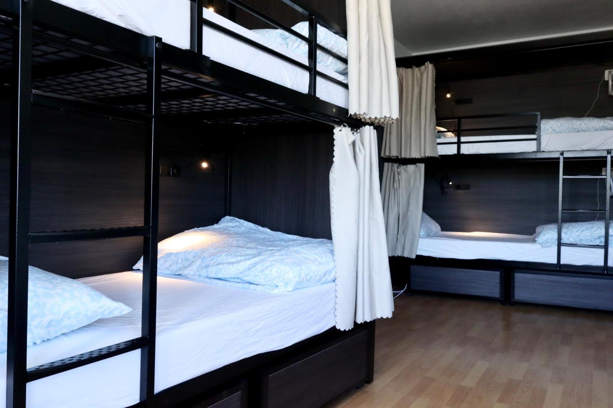 Ritz For Backpackers Hostel Мелбърн Екстериор снимка