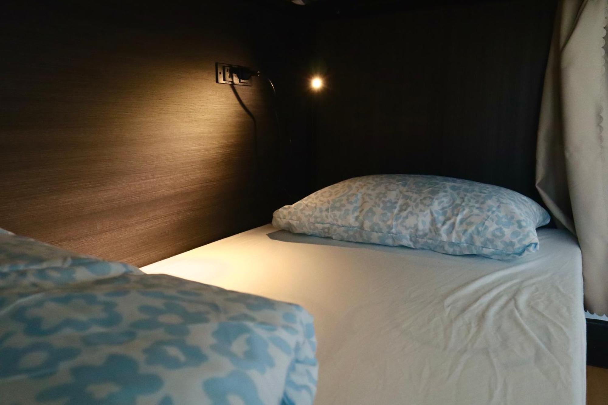 Ritz For Backpackers Hostel Мелбърн Екстериор снимка